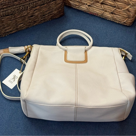 HOBO Large Leather Sheila Satchel NWT - Picture 6 of 15